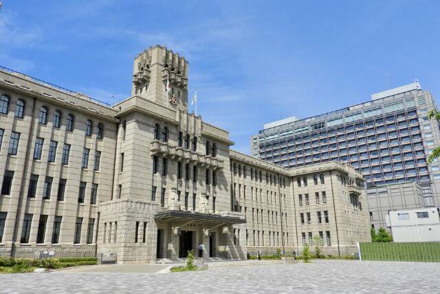 自治体の脱炭素支援制度と併用する際の注意点